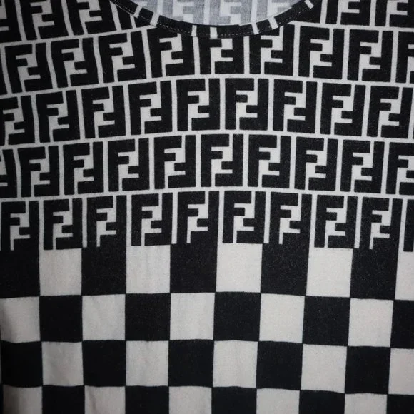 Fendi Monogram T Shirt - Picture 4 of 4